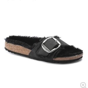 NWOT Birkenstock Madrid Big Buckle Shearling Oiled Leather Sandals